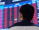 Hàng loạt cổ phiếu giảm sâu, VN-Index rơi mạnh 22 điểm 