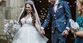 Cặp đôi tiết kiệm dùng phế liệu để làm đám cưới trong mơ