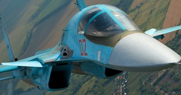 "Thú mỏ vịt" Su-34 của Nga trang bị pháo, bom, nhiều loại tên lửa "khủng"
