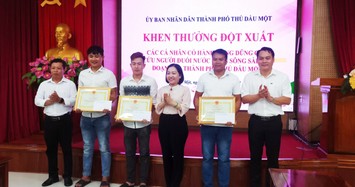 Lao xuống sông Sài Gòn cứu 2 mẹ con: 3 thanh niên được khen thưởng
