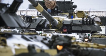 T-80UE-1: Xe tăng chủ lực hiện đại hóa của Nga có hỏa lực mạnh thế nào?