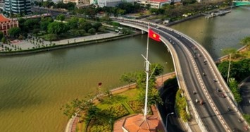Quận nhỏ nhất Việt Nam thuộc diện sáp nhập giàu có thế nào?