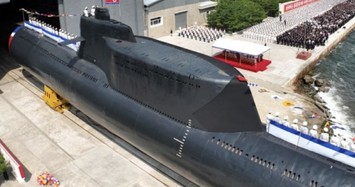 Tàu ngầm tấn công hạt nhân chiến thuật đầu tiên của Triều Tiên hạ thủy