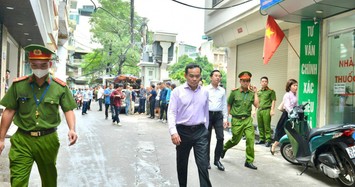 Phó Thủ tướng Trần Lưu Quang trực tiếp đến hiện trường chỉ đạo khắc phục vụ cháy chung cư mini
