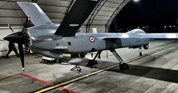 UAV lợi hại của Thổ Nhĩ Kỳ mang 200 kg vũ khí, trang bị nhiều loại tên lửa