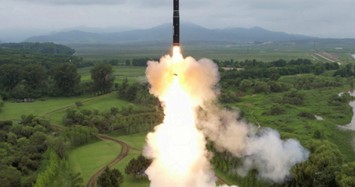 Hwasong-18: Tên lửa xuyên lục địa mới của Triều Tiên mạnh cỡ nào?