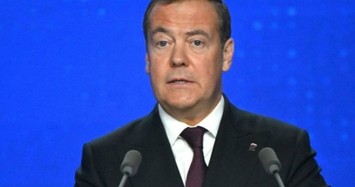 Ông Medvedev lên tiếng sau khi ông Zelensky ra sắc lệnh về một số vùng lãnh thổ Nga
