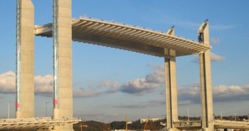 Pont Jacques Chaban-Delmas: Cây cầu nâng cao nhất Châu Âu, "kỳ quan" kiến trúc