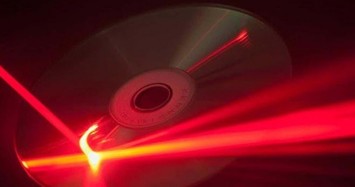 Nghiên cứu thành công đĩa DVD siêu "khủng" chứa được 125TB dữ liệu