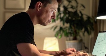 Tỷ phú Elon Musk "chê" Windows 11 vì điều gì?