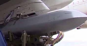 Sức mạnh tên lửa hành trình Kh-101 của Nga được trang bị đầu đạn kép