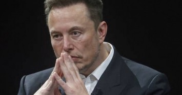 Tỷ phú Elon Musk cảnh báo khả năng Mỹ bị tấn công khủng bố lớn