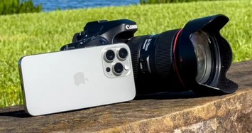 Mê chụp ảnh, người dùng iPhone 12 nên mua máy ảnh mới hay lên đời iPhone 15?