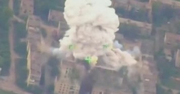 Nga đăng video dội bom 1,5 tấn có khả năng giống như "gây động đất" ở vùng Donetsk