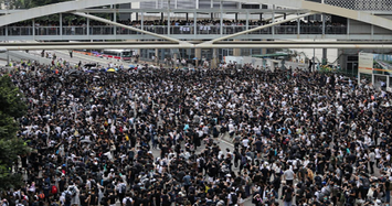 Biểu tình ở Hong Kong: Cảnh tượng hỗn loạn chưa từng thấy 