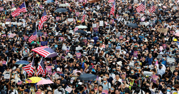 Toàn cảnh cuộc biểu tình trước lãnh sự quán Mỹ ở Hong Kong