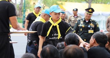 Sự thật về cuộc sống Hoàng tử Thái Lan 14 tuổi khiến ai cũng ngỡ ngàng
