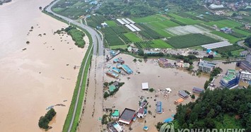Toàn cảnh lũ lụt kinh hoàng ở Hàn Quốc 