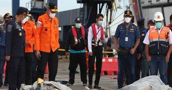 Nhân chứng nói về vụ máy bay Indonesia rơi xuống biển