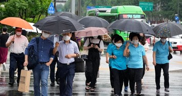 Hàn Quốc ứng phó thế nào với cơn bão COVID-19 đang càn quét?