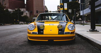 Cận cảnh Porsche 911 1967 rao bán chỉ hơn 1 tỷ đồng