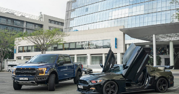 Cận cảnh bộ đôi Ford Mustang GT và F-150 Raptor gần 7 tỷ tại TP HCM