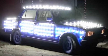 Lắp 300 bóng đèn LED lên xe Lada để chạy đêm