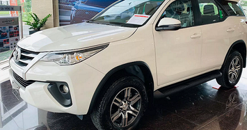 Toyota Fortuner 2020 tại Việt Nam giảm cả trăm triệu để xả hàng 