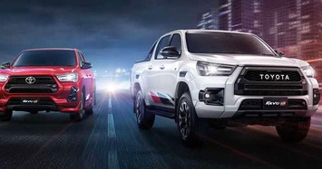 Cận cảnh Toyota Hilux GR Sport 2022 sắp về Việt Nam