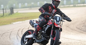 Cận cảnh Ducati Hypermotard 698 Mono từ 480 triệu  