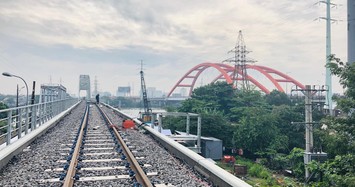 Cầu đường sắt Bình Lợi mới chính thức hoạt động sau 4 năm thi công