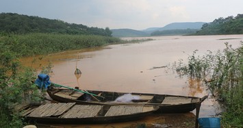 Bình Phước: Ba học sinh đuối nước thương tâm sau khi rủ nhau chèo thuyền ra hồ tắm