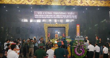 Hàng nghìn người tiễn đưa Anh hùng Nguyễn Văn Bảy về với đất mẹ