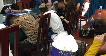 Đột kích quán bar tại Sài Gòn phát hiện 185 nam nữ đang phê ma tuý