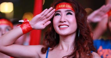 'Nóng' cùng những cô gái xinh đẹp trong trận U22 Việt Nam - U22 Campuchia