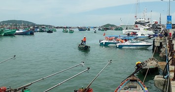 Vớt thi thể ngư dân nổi trên biển Phú Quốc
