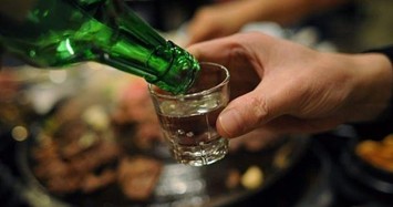 2 phó giám đốc Sở uống rượu bia khi giãn cách xã hội bị kỷ luật cảnh cáo