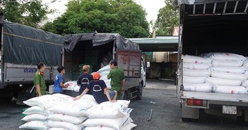 Bốn xe tải chở 39 tấn đường cát nhập lậu ở An Giang