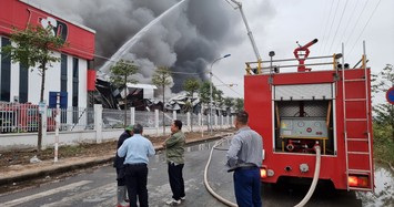 Chùm ảnh vụ cháy lớn tại Công ty TNHH ESD Korea Vina ở Bắc Ninh