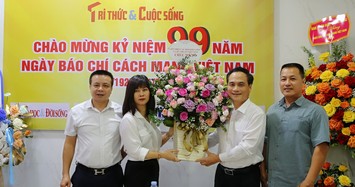 Phó Chủ tịch VUSTA Phạm Ngọc Linh thăm chúc mừng Báo Tri thức và Cuộc sống