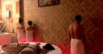 Massage kích dục 'tắm cho khách' ở khách sạn Biển Đông giá chát, chủ kiếm bộn tiền