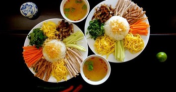 Cơm âm phủ - món ăn kỳ lạ hấp dẫn du khách ở Huế