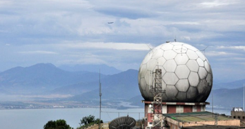 'Soi' đồ bảo hộ ấn tượng của dàn radar biển đảo Việt Nam 