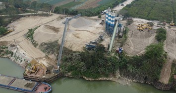 Huyện Gia Lâm nói gì vụ trạm trộn bê tông Hà Trang hết phép vẫn hoạt động?