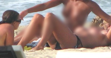 Khách Tây khỏa thân tắm nắng trên bãi biển Hội An gây xôn xao là ảnh chụp từ năm 2008
