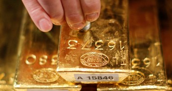 Giá vàng hôm nay 10/10: Giá vẫn neo ngưỡng gần 42 triệu đồng/lượng