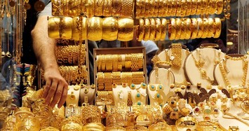 Cập nhật giá vàng hôm nay 24/12: Vàng trong nước bất ngờ bật tăng 130.000 đồng/lượng