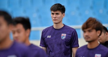 Trung vệ U23 Thái Lan cao gần 2m "đốn tim" fan vì quá đẹp trai