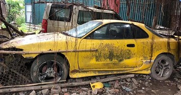 Dàn xe ôtô hàng khủng bị xem như như “rác” ở Hà Nội 