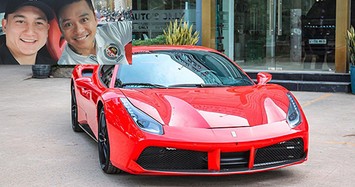 Đặng Văn Lâm ngồi Ferrari 488 GTB hơn 11 tỷ của Tuấn Hưng